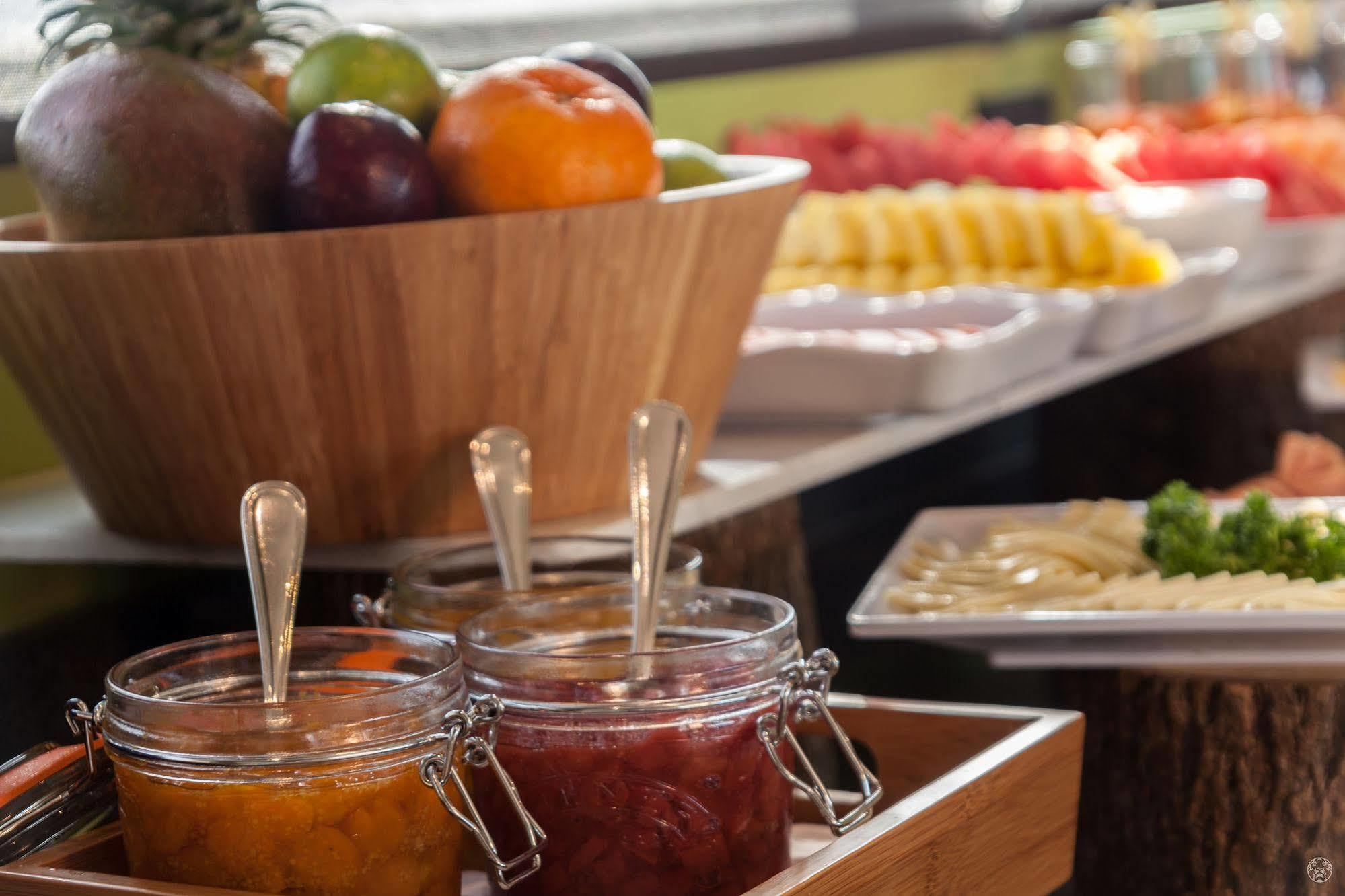 Ghl Collection Barranquilla Hotel Exterior foto Fruit and jam